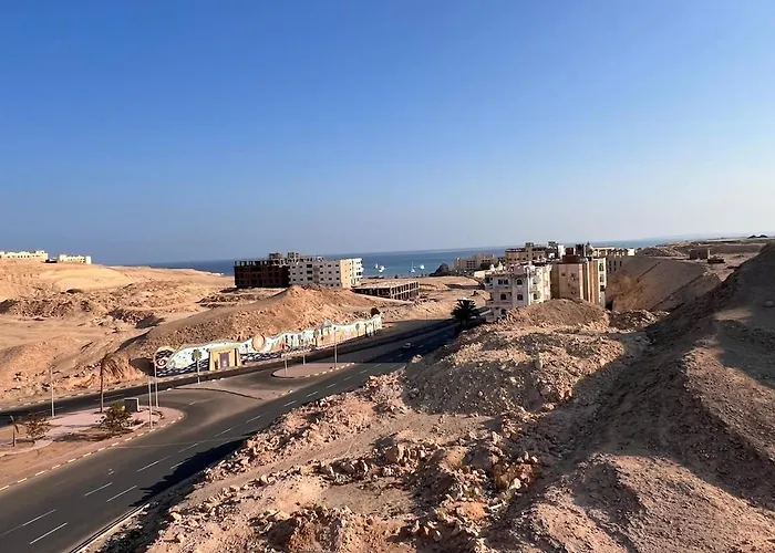 With A Red Sea View Apartment