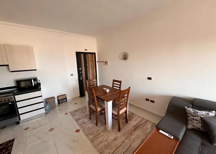 With A Red Sea View Apartment *
